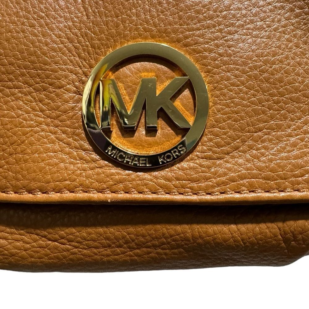 Michael Kors Leather Chain Strap Shoulder Bag NWOT - Picture 2 of 10